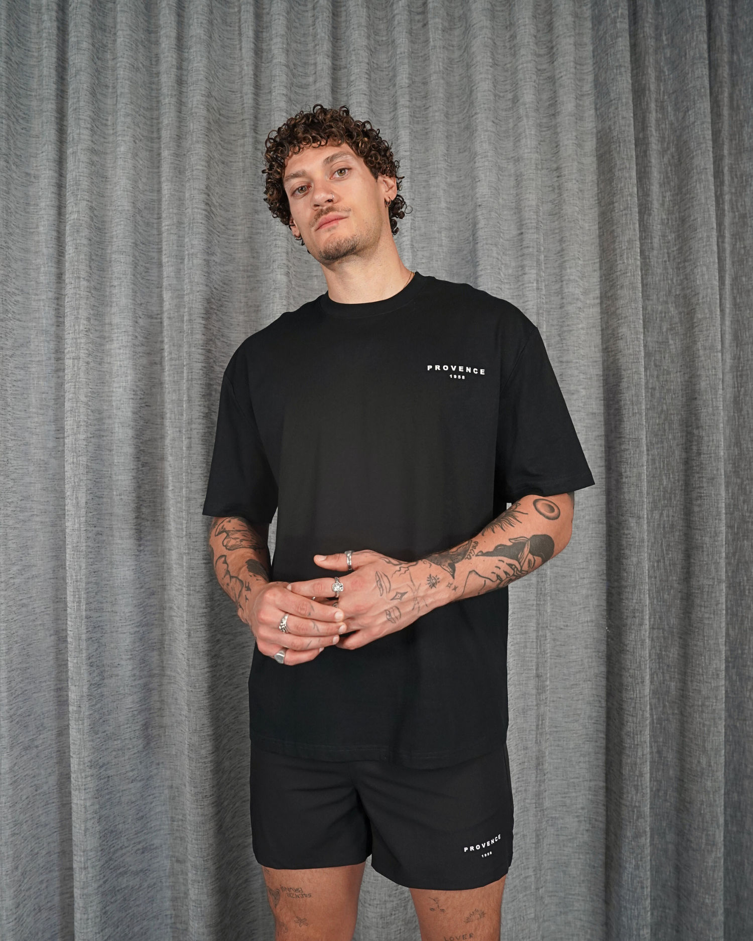 FROM GYM TO STREET : THE PROVENCE NYLON SHORTS