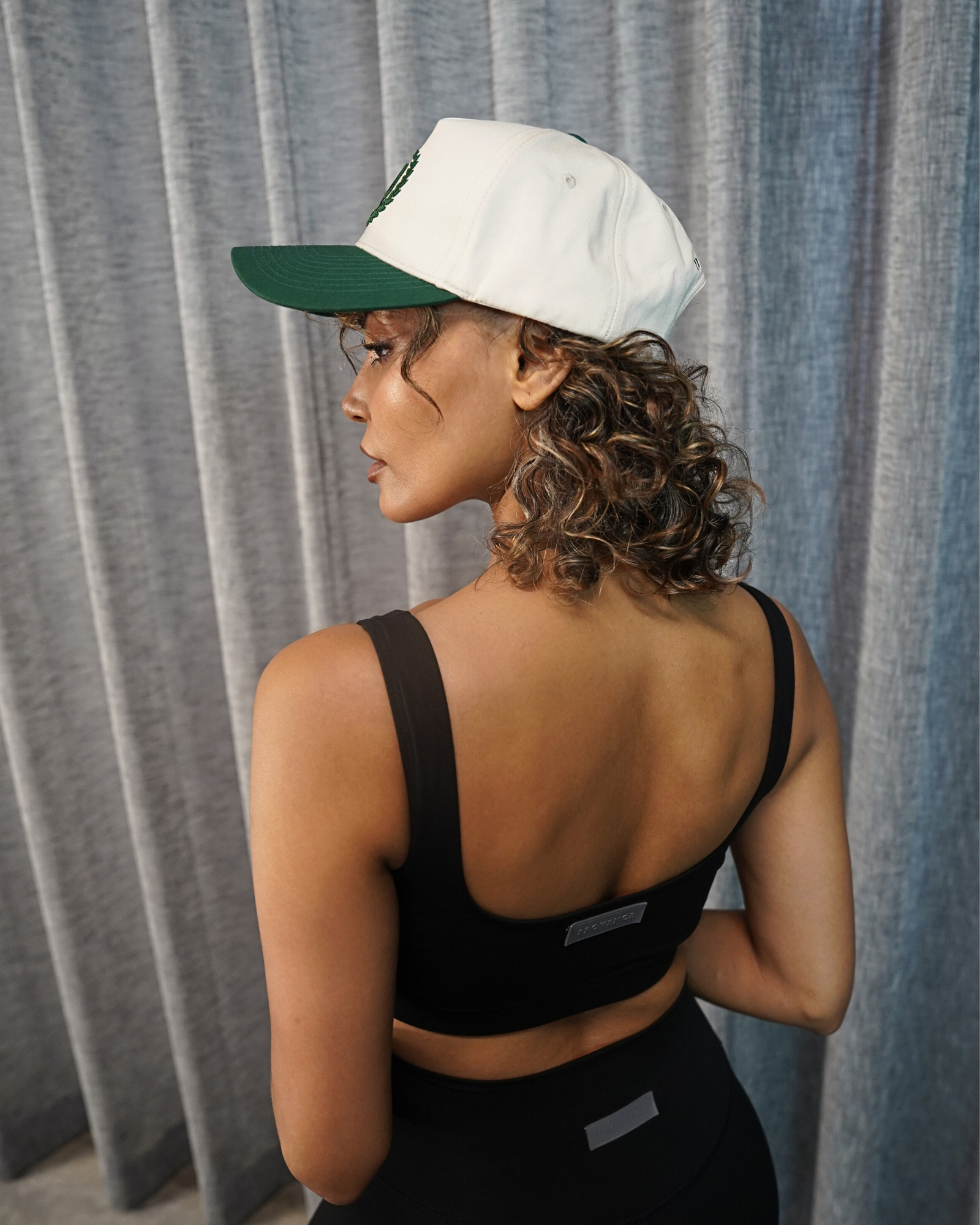 Womens Contrast Crest Cap Off White/Green